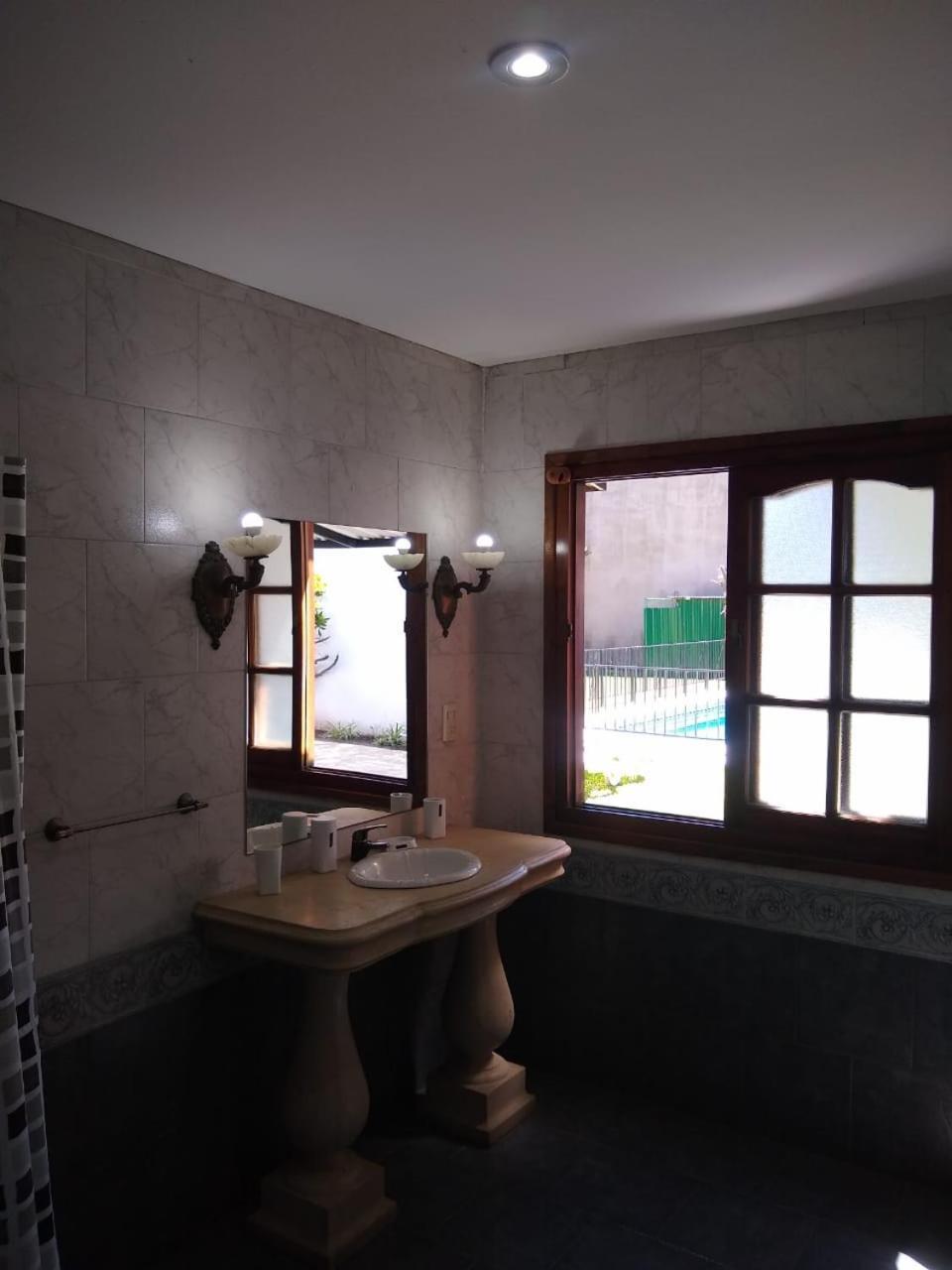 Excelente Casa Amplia Completa Privada Con Jardin Y Parrilla * Tigre