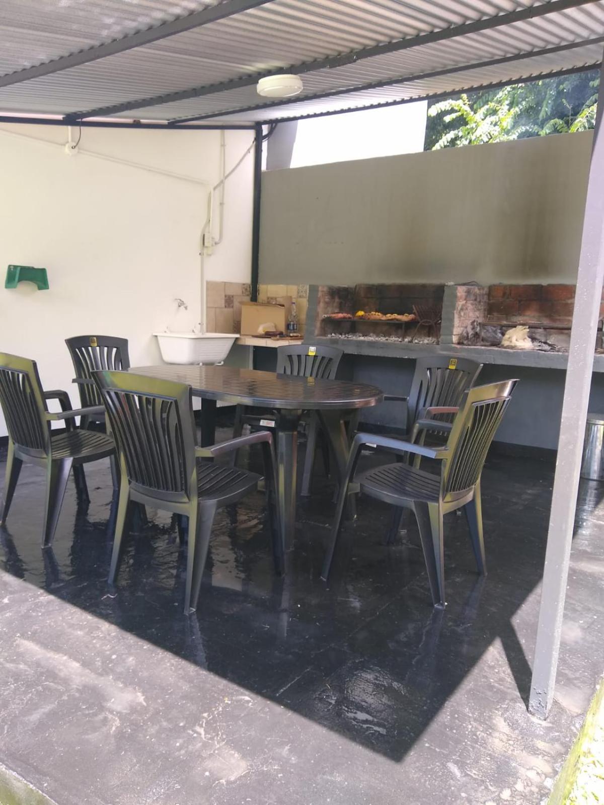 Excelente Casa Amplia Completa Privada Con Jardin Y Parrilla *